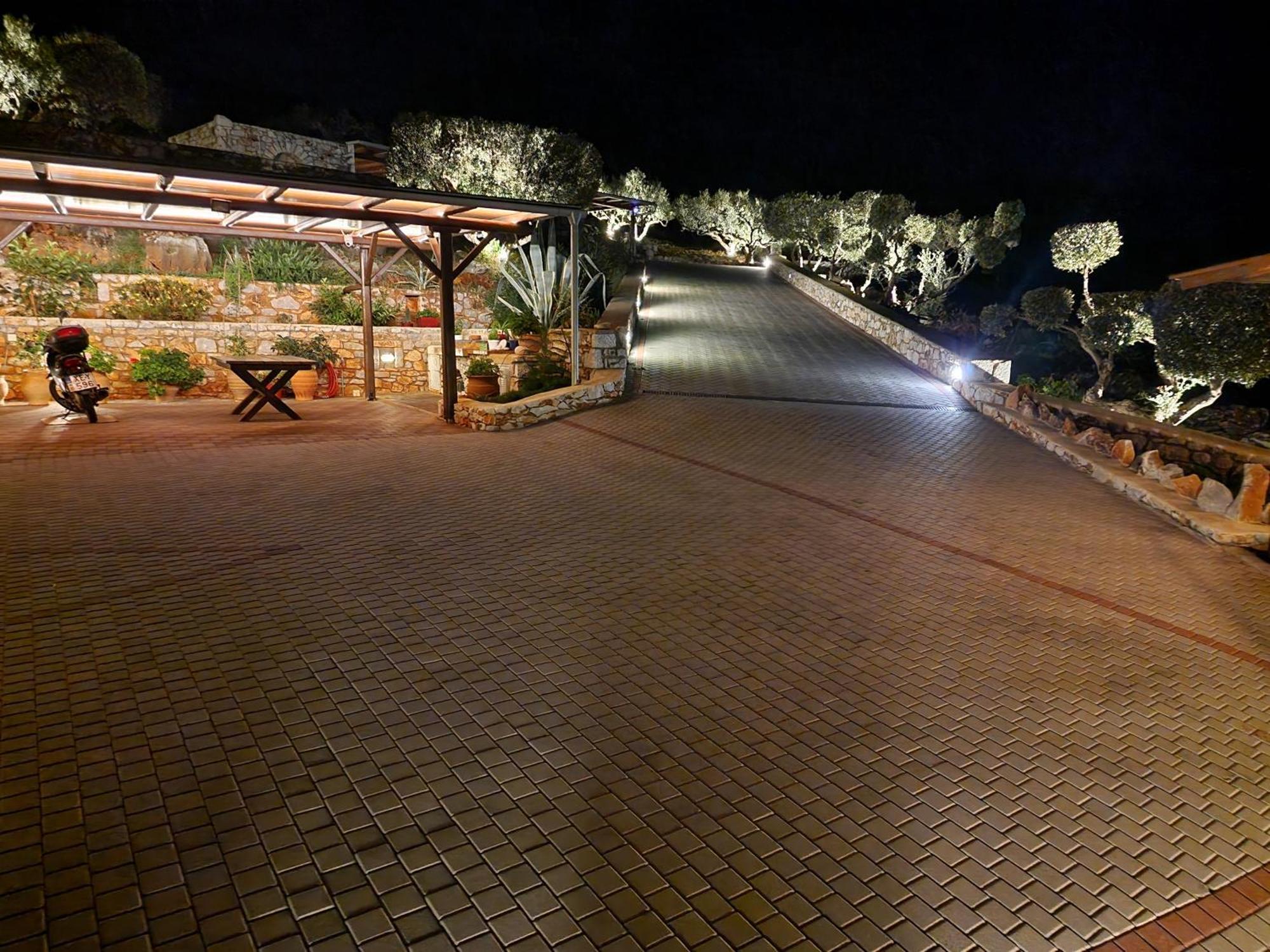 Focalion Castle Luxury Suites Pírgos Dhiroú المظهر الخارجي الصورة