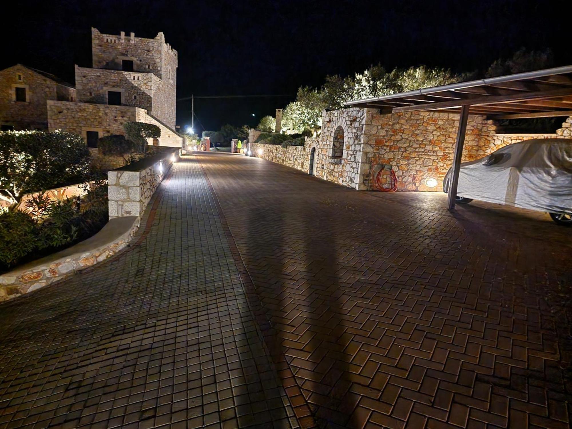 Focalion Castle Luxury Suites Pírgos Dhiroú المظهر الخارجي الصورة