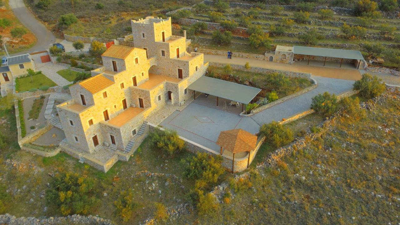 Focalion Castle Luxury Suites Pírgos Dhiroú المظهر الخارجي الصورة